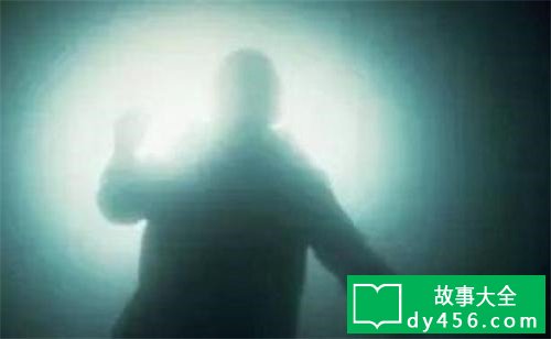 Ͷ̥תÊÀµÄÕæÈËÕæÊ£¬²»¿É˼ÒéµÄÊÇËûÃǶ¼ÓÐǰÊÀµÄ¼ÇÒä