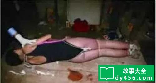 重庆红衣男孩真实照片