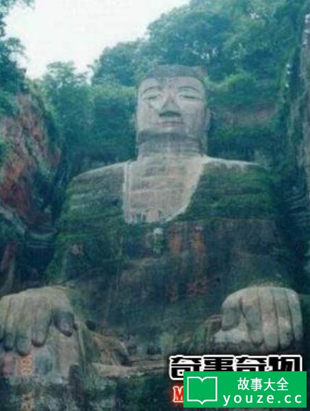 乐山大佛俯视图